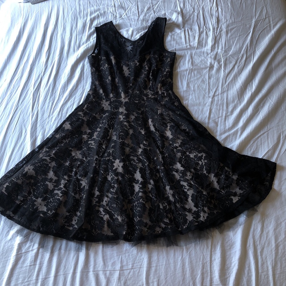 Classic floral lace dress